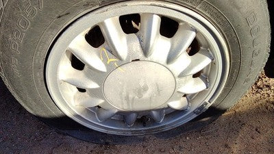1996-1999 Olds 88 15 Aluminum Wheel Factory Rim 12 Slot Oem