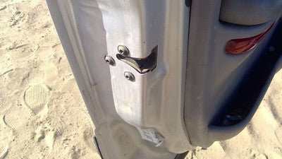 2002 Chevy Venture Driver Left Front Door Latch With Rods/cables Oem