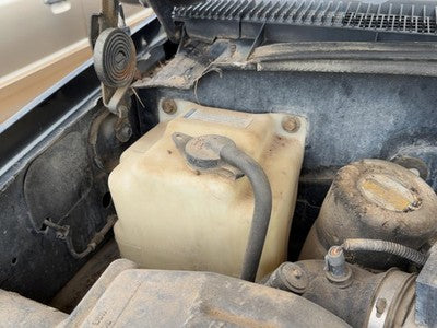 92-99 Silverado 1500 Coolant Reservoir Radiator Overflow Tank Bottle Oem 5.7L