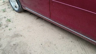 08-12 Malibu Passenger Right Lower Rocker Panel Moulding Side Skirt Red 80U