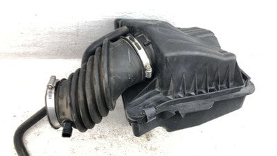 01-07 Caravan Complete Air Intake Cleaner Filter Box Housing With Tube Oem 3.8L