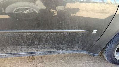 05-10 G6 Passenger Right Front Moulding From Door Trim Strip Sedan Granite 59U