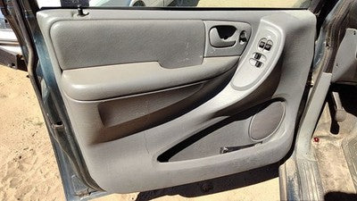 04-07 Caravan Driver Left Front Door Trim Panel With Master Switch Slate Gray D5