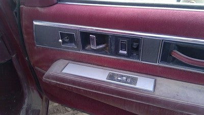 1990 Olds Eighty Eight Passenger Right Front Inside Door Trim Panel Only Oem Red