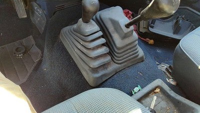 1995 Nissan Pathfinder Shifter Boot Only Oem 4X4 5 Speed Manual Trans