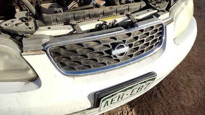 2000-2003 Nissan Sentra Front Grille Assembly Oem Gxe 623105M125