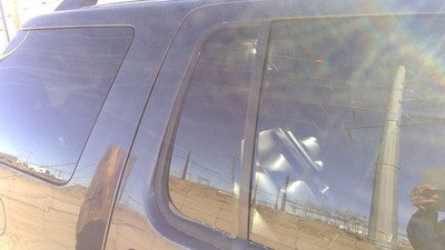 02-10 Mountaineer Passenger Right Rear Vent Window Back Door Glass With Frame