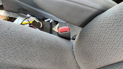 05-07 Caravan Driver Left Front Seat Belt Buckle Receiver Oem Slate Gray D5
