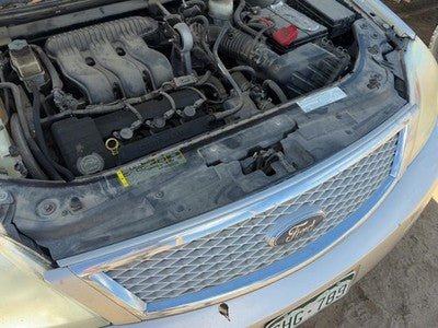 05-07 Ford Fivehundred Top Plastic Cover Above Radiator Support Sight Shield Oem