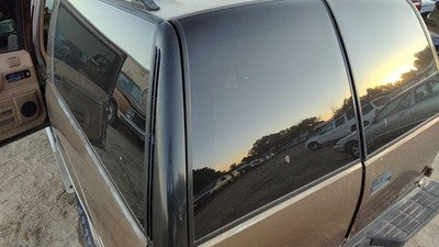 1992-1999 Chevy Suburban Driver Left Back Glass Rear Window Oem 15692189