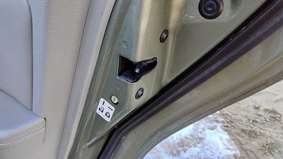 2005-2011 Cadillac Sts Passenger Right Rear Door Latch With Rods/Cables Oem Back