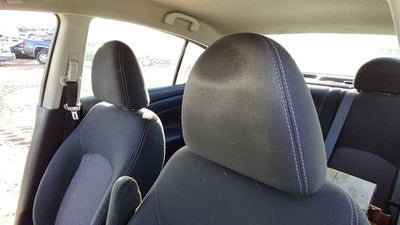 2014-2019 Nissan Versa Pair Of Front Headrests Oem Left Right Set Seat