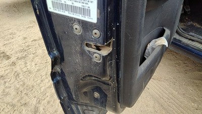 2002-2005 Jeep Liberty Driver Left Front Door Latch With Rods/Cables Oem