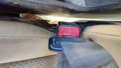 2010 2011 Mazda 3 Driver Left Front Seat Belt Buckle Receiver Oem