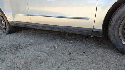 2006-2010 Vw Passat Passenger Right Lower Rocker Panel Moulding Side Skirt Oem