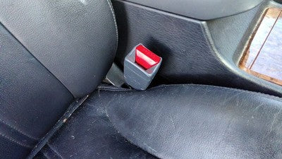 2004-2005 Hyundai Xg350 Passenger Right Front Seat Belt Buckle Receiver Black