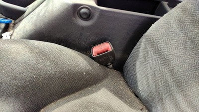 99 Stratus Pass/Dr Fr Seat Belt Buckle Receiver (2)