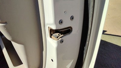 2008 Dodge Grand Caravan Passenger Right Front Door Latch With Rods/Cables Oem