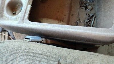 1988 Ford F150 Driver Left Front Seat Belt Buckle Receiver Oem Tan