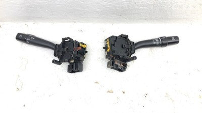 05-06 Camry Turn Signal Switch Windshield Wiper Column Control Lever Assembly