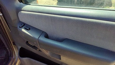 2005 Explorer Passenger Right Front Inside Door Trim Panel With Switches Gray Tt