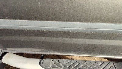 2002-2004 Nissan Xterra Driver Left Front Moulding From Door Oem Trim Strip