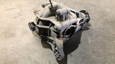 1998-2005 Mercedes Ml350 Rear Carrier Differential Third Member Oem 1633500514
