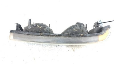03-07 Silverado 1500 Passenger Right Front Turn Signal Light Lamp Fender Mounted