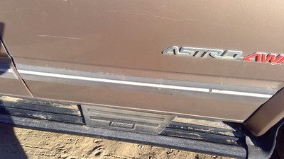 1995 Chevy Astro Passenger Right Front Moulding From Door Oem Trim Strip Brown