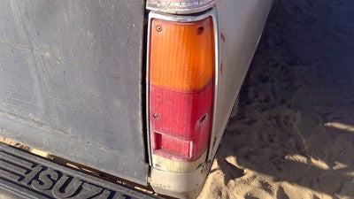 1981-1987 Isuzu Pup Pickup Passenger Right Tail Light Brake Lamp Oem Rear