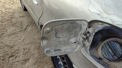 1997-2005 Buick Century Fuel Tank Door With Hinge Gas Lid Oem Filler Silver