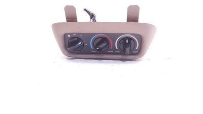 1997-1998 Ford Expedition Temperature Control Rear 1/4 Trim Panel Mounted