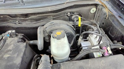 09-12 Gmc Canyon Power Brake Booster With Master Cylinder Pair Set Oem 20815348