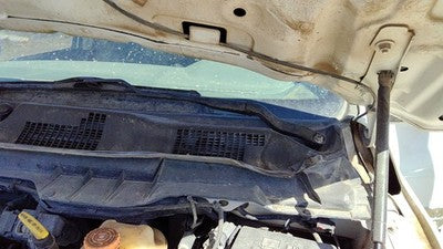 2011-2017 Dodge Ram 4500 Driver Left Windshield Wiper Arm Oem Blade 55277449Ab