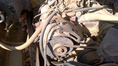 1971-1986 Chevy K10 Alternator With Mount Bracket And Pulleys Oem 5.7L J8127023