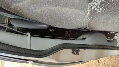 00 Chrysler Town & Country Passenger Right Front Seat Belt Retractor Shoulder