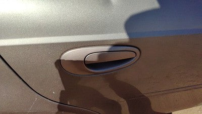 2000-2005 Dodge Neon Passenger Right Rear Outside Door Handle Oem Back Gold Plb