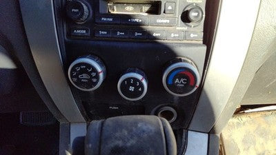2005-2009 Hyundai Tucson Temperature Control Module In Dash Heater Ac Head Unit