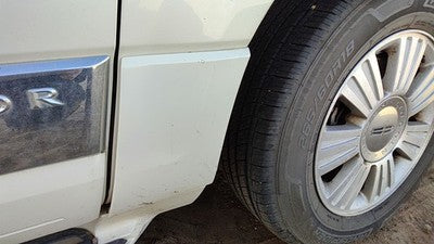07-17 Navigator Passenger Right Moulding From Fender Trim Pv White Chocolate