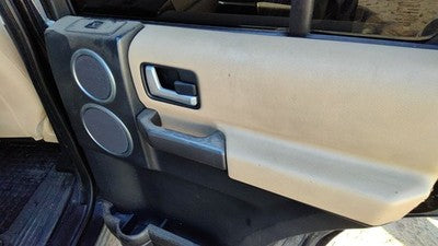 05-09 Land Rover Lr3 Passenger Right Rear Inside Door Trim Panel Switches Back