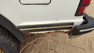 1993 Chevy S10 Blazer Driver Left Rear Moulding On Quarter Panel Oem