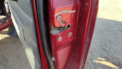 1996 Nissan Hardbody Passenger Right Front Door Latch With Rods/Cables Oem