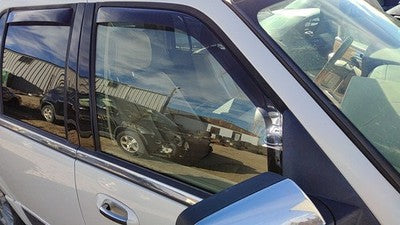 2007-2015 Lincoln Navigator Passenger Right Front Side Window Door Glass Oem