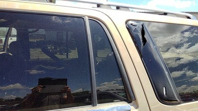98-02 Lincoln Navigator Driver Left Rear Vent Window Back Door Glass With Frame