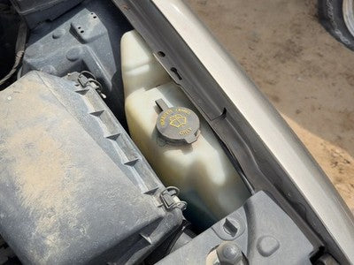 00-11 Grand Marquis Windshield Washer Fluid Reservoir With Pump Oem Wiper Tank