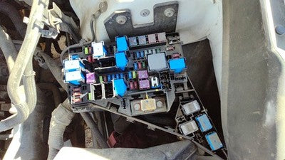 2010-2014 Subaru Legacy Outback Engine Fuse Box Power Distribution Panel 2.5L