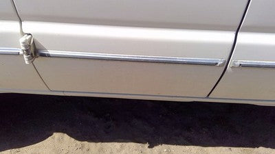 93-04 Van E150 Passenger Right Rear Moulding From Rearward Door Back Trim Strip