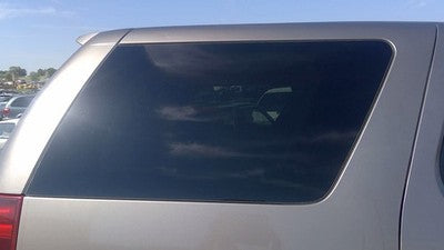 2009-2014 Chevy Tahoe Passenger Right Rear Quarter Glass Back Side Window Oem