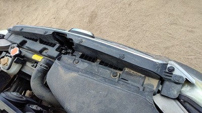 2010-2014 Subaru Legacy Outback Upper Bumper Mount Bracket Oem Support