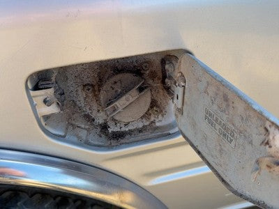 1991 Isuzu Pup Fuel Filler Neck Assembly With Gas Cap Oem